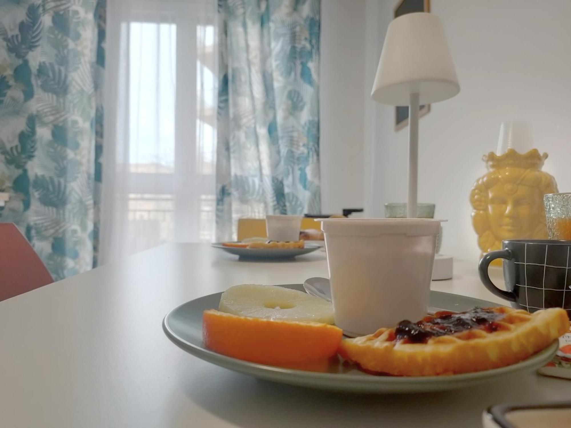 Light Holiday Home Палермо Екстериор снимка